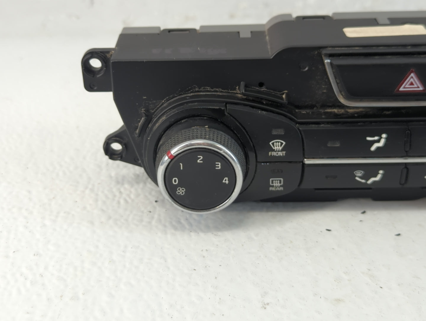 2014-2015 Kia Optima Climate Control Module Temperature AC/Heater Replacement P/N:97250-2TLB0 Fits Fits 2014 2015 OEM Used A