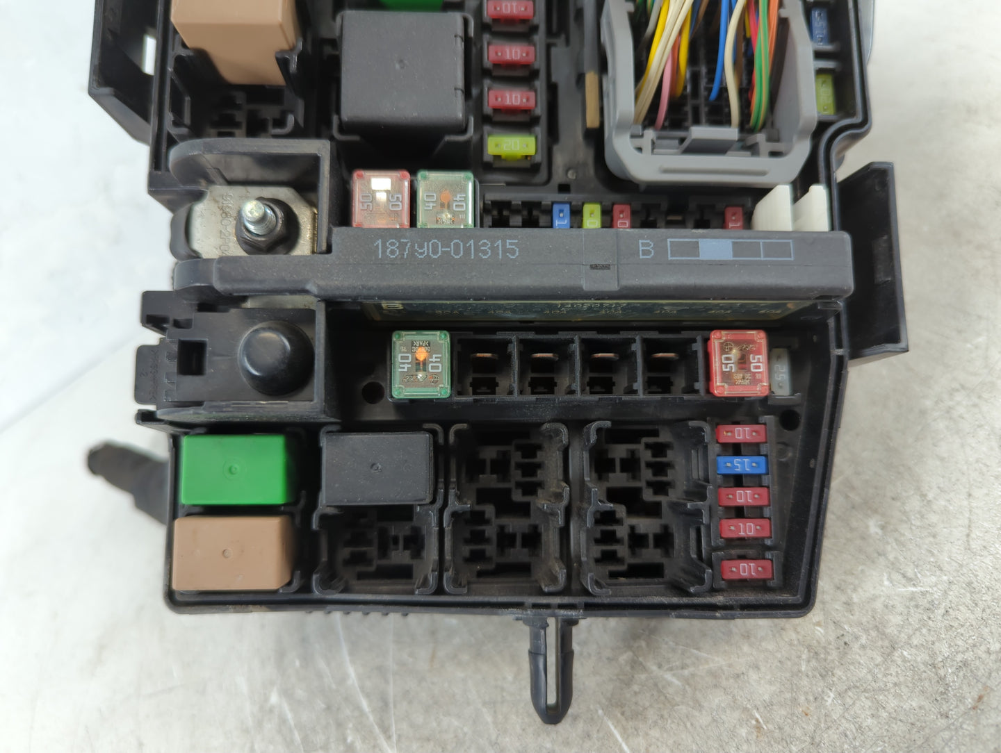 2014-2015 Kia Optima Fusebox Fuse Box Panel Relay Module P/N:91955-2T730 Fits Fits 2014 2015 OEM Used Auto Parts - Oemusedau