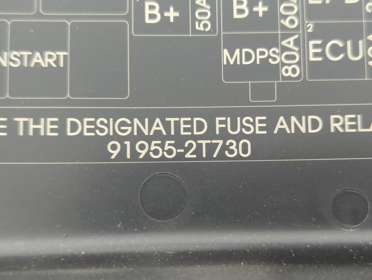 2014-2015 Kia Optima Fusebox Fuse Box Panel Relay Module P/N:91955-2T730 Fits Fits 2014 2015 OEM Used Auto Parts - Oemusedau