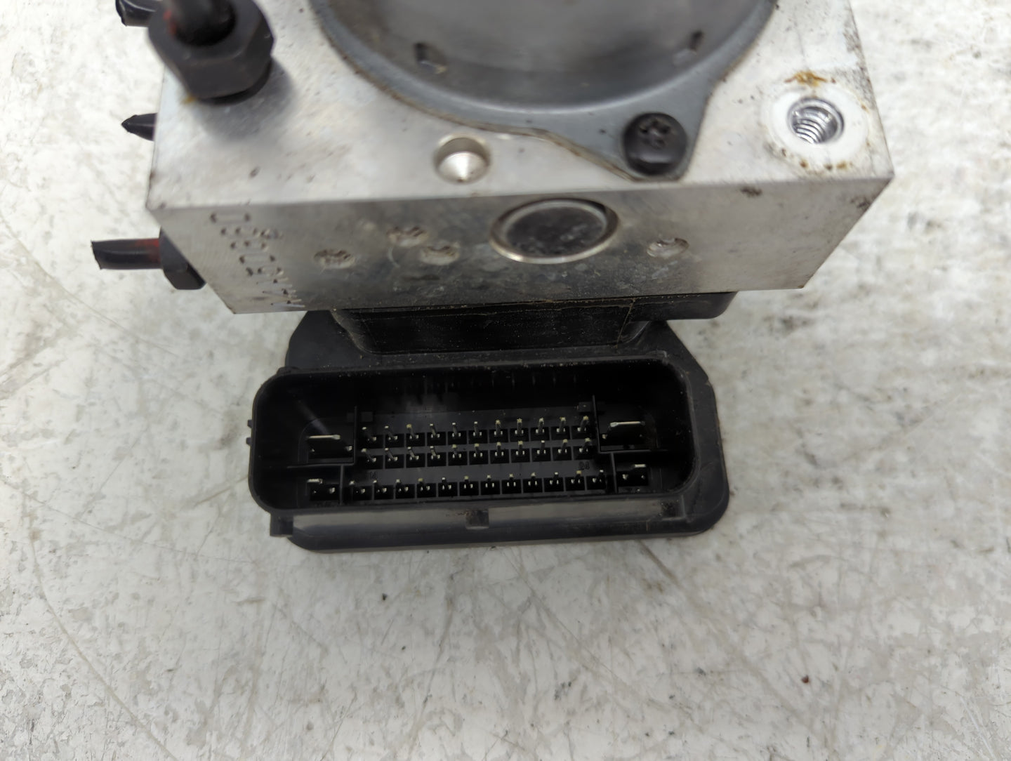 2014-2015 Kia Optima ABS Pump Control Module Replacement P/N:58920-2T870 Fits Fits 2014 2015 OEM Used Auto Parts - Oemusedau