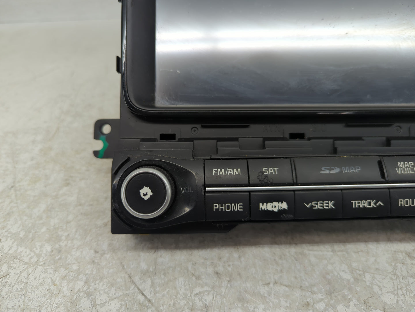 2014-2016 Kia Optima Radio AM FM Cd Player Receiver Replacement P/N:96560-4U350CA 96560-4U301CA Fits Fits 2014 2015 2016 OEM