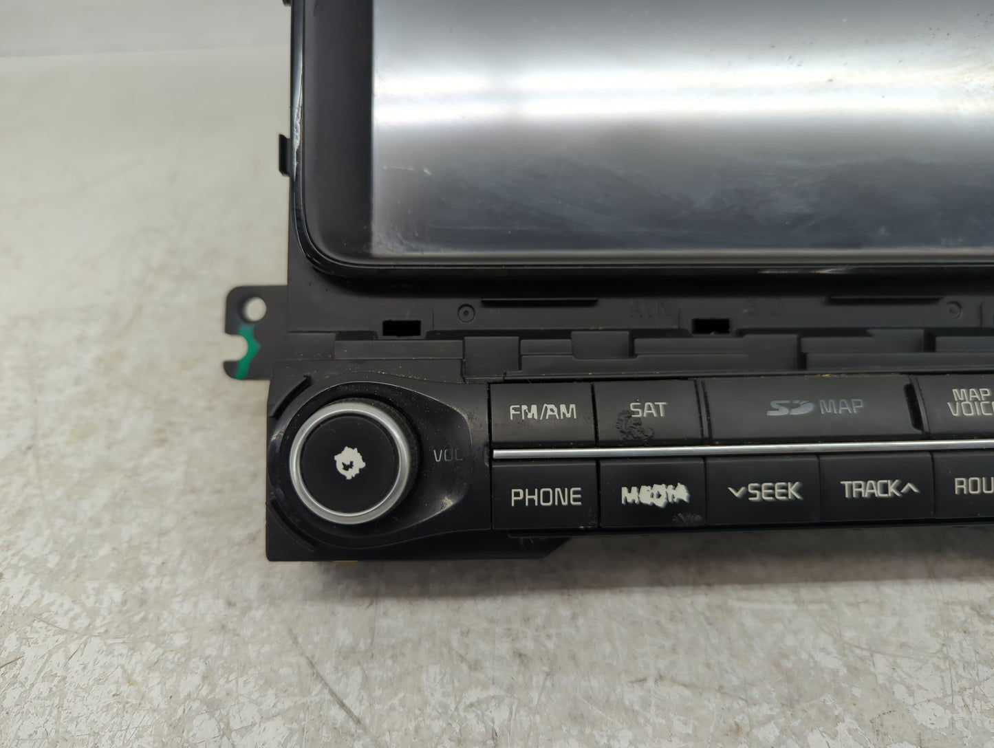 2014-2016 Kia Optima Radio AM FM Cd Player Receiver Replacement P/N:96560-4U350CA 96560-4U301CA Fits Fits 2014 2015 2016 OEM