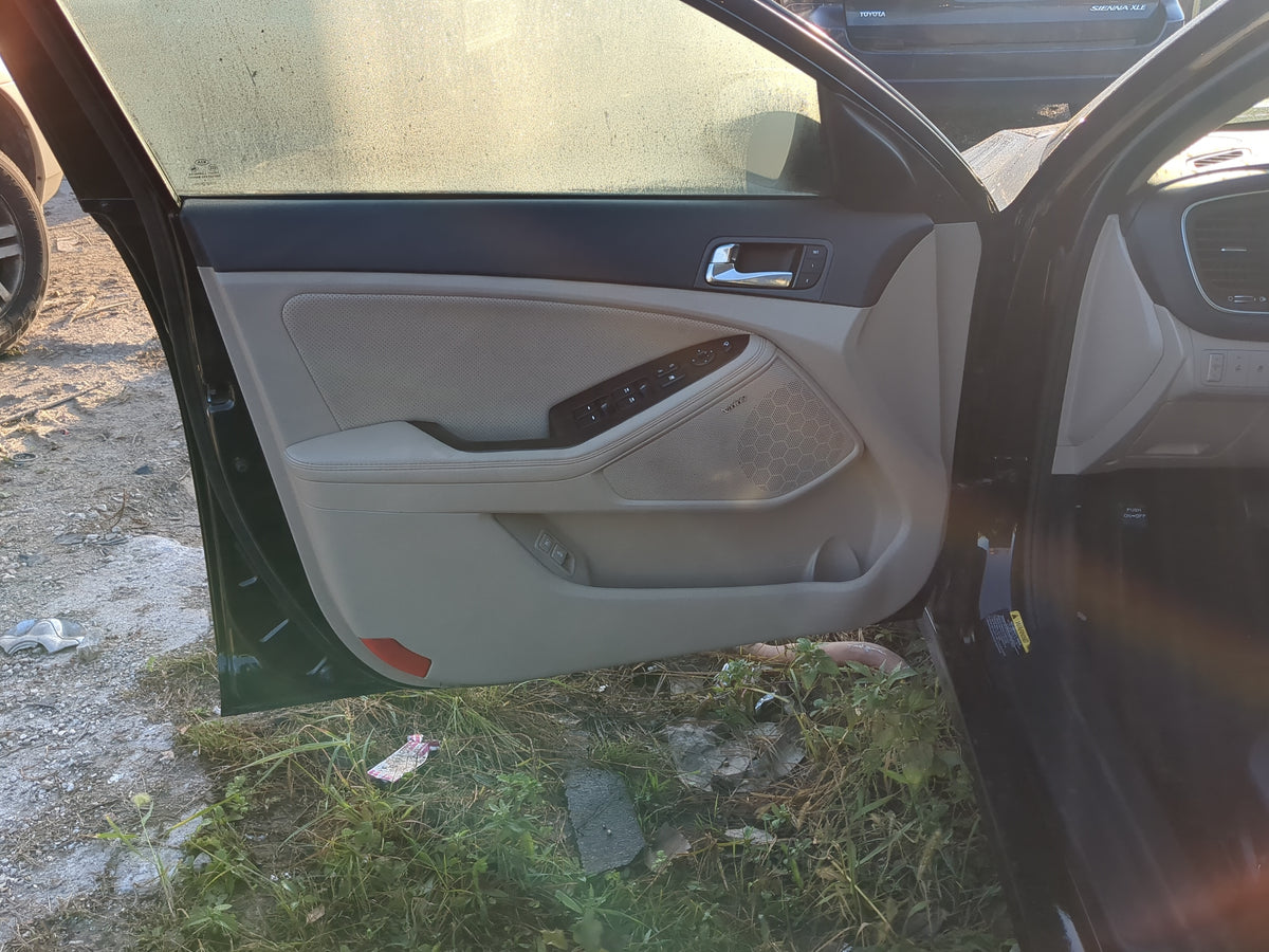 2014 Kia Optima Front Left Driver Interior Door Panel Trim 1176073 - Oemusedautoparts1.com