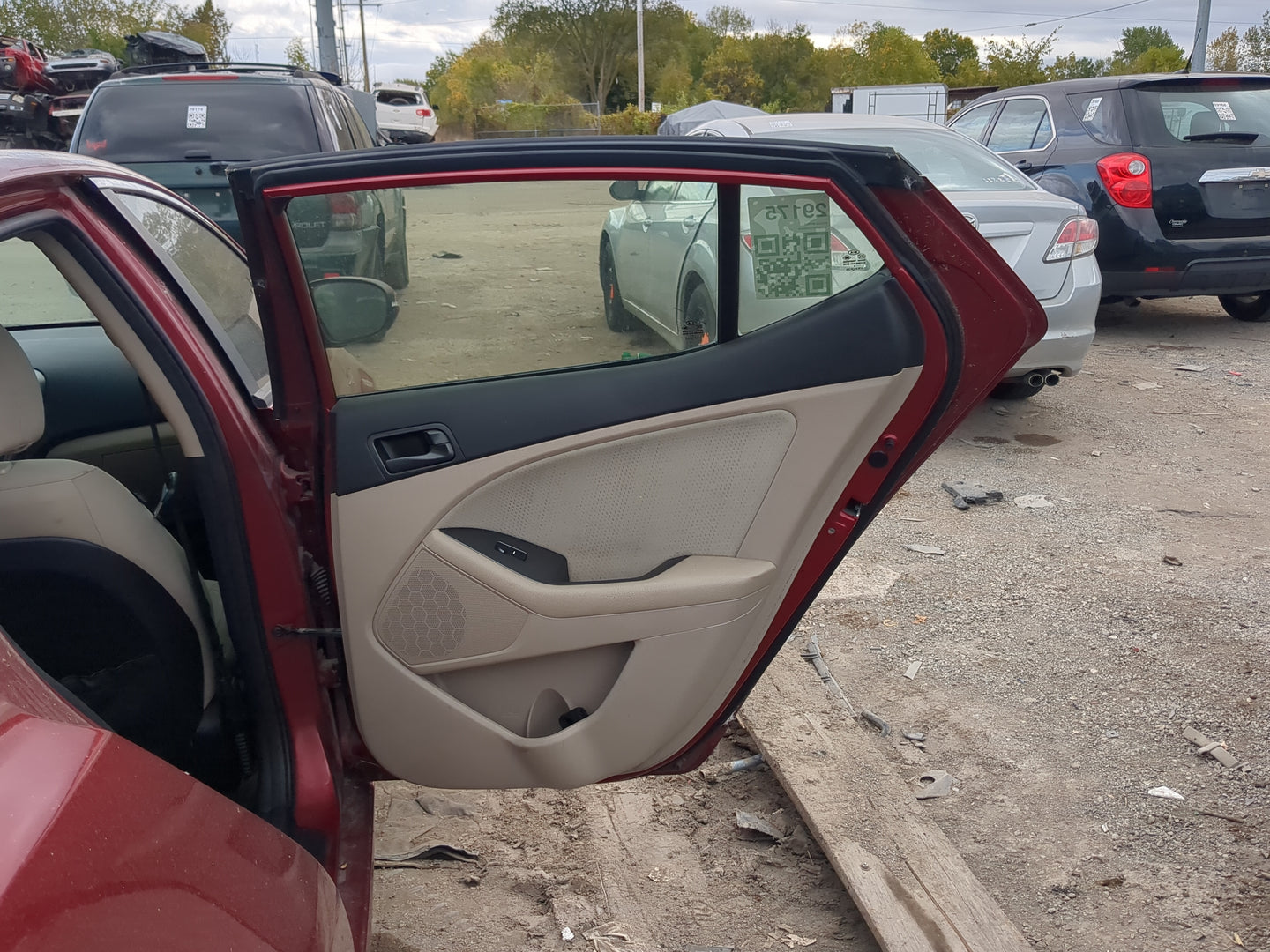2011-2015 Kia Optima Passenger Rear Door Oem 1189922 - Oemusedautoparts1.com