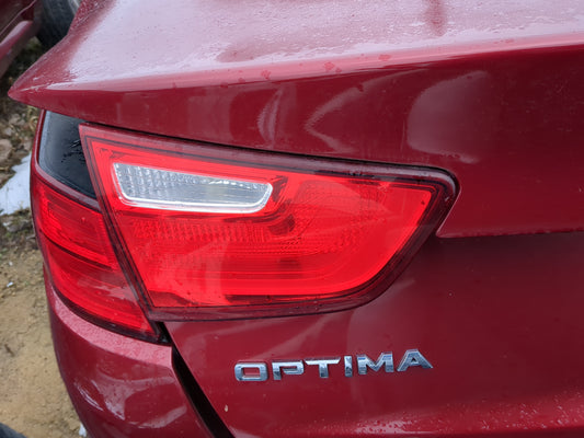 2014 Kia Optima Driver Left Side Tail Light Taillight Deck Lid Mounted - Oemusedautoparts1.com