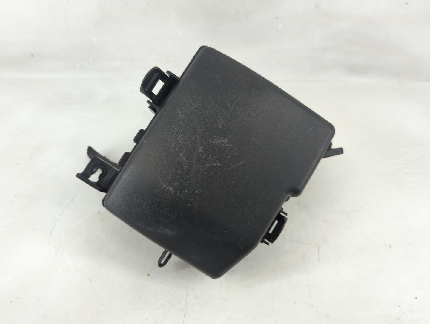 2014-2015 Kia Optima Fusebox Fuse Box Panel Relay Module P/N:91955-2T730QQK Fits Fits 2014 2015 OEM Used Auto Parts - Oemuse