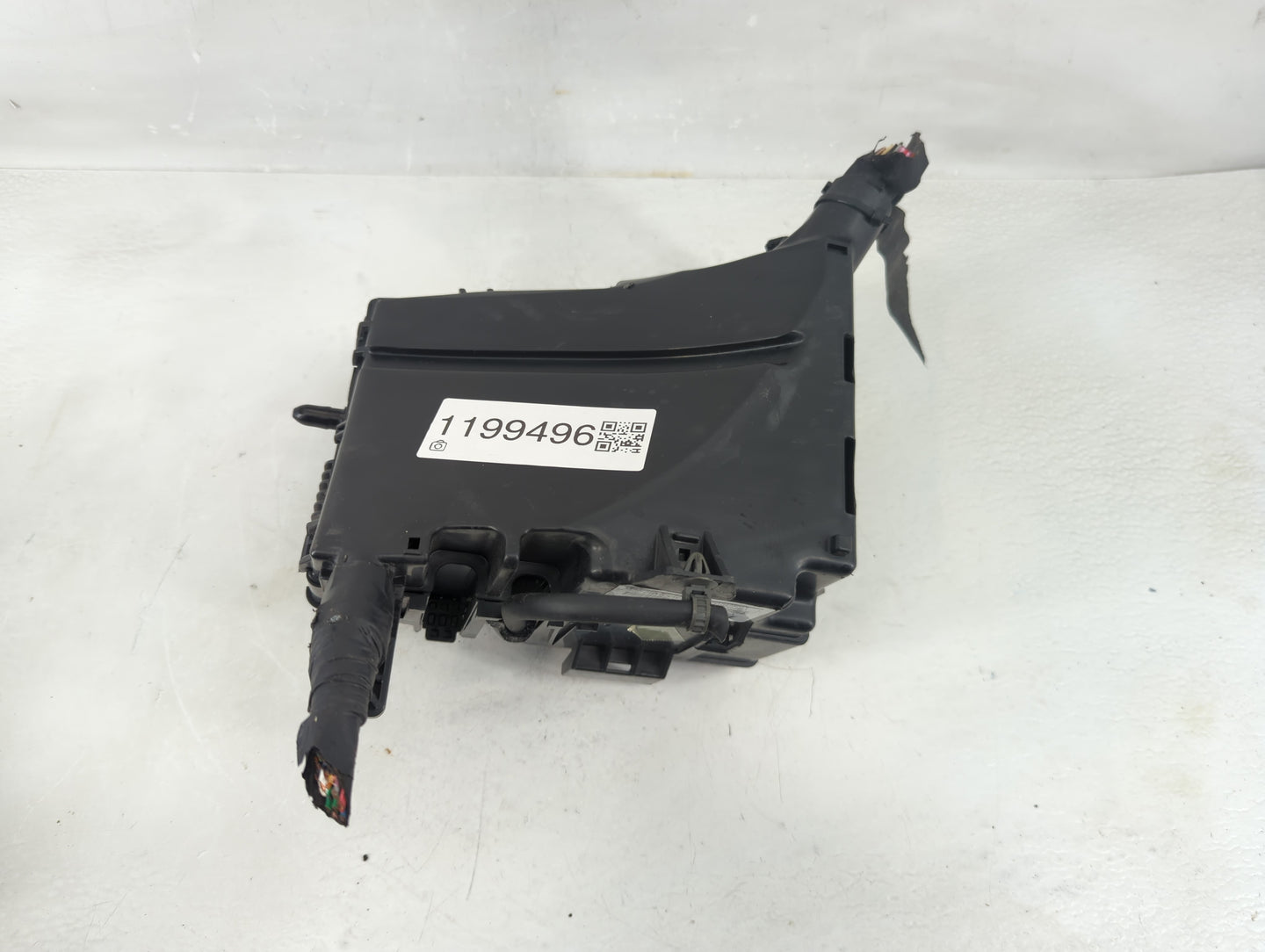 2014-2015 Kia Optima Fusebox Fuse Box Panel Relay Module P/N:91955-2T730QQK Fits Fits 2014 2015 OEM Used Auto Parts - Oemuse