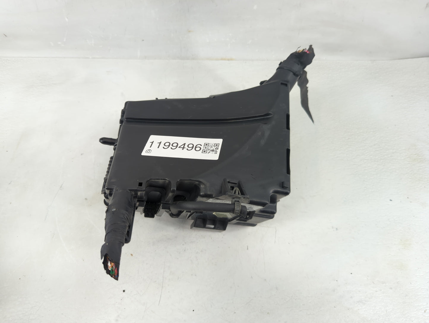 2014-2015 Kia Optima Fusebox Fuse Box Panel Relay Module P/N:91955-2T730QQK Fits Fits 2014 2015 OEM Used Auto Parts - Oemuse