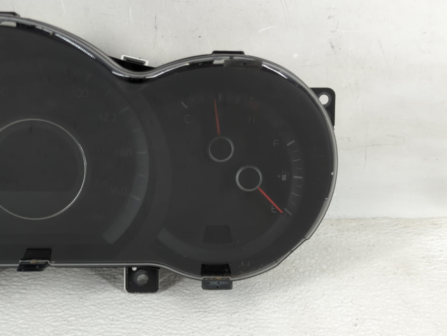 2014-2015 Kia Optima Instrument Cluster Speedometer Gauges P/N:94031-2T270 Fits Fits 2014 2015 OEM Used Auto Parts - Oemused