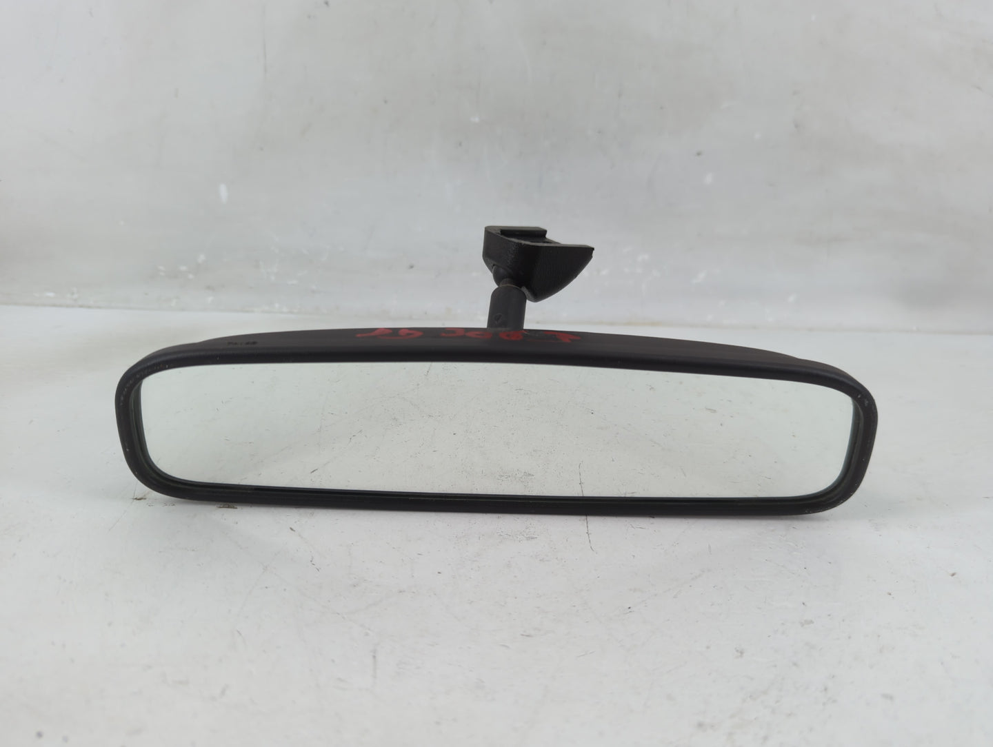 2014-2016 Kia Optima Interior Rear View Mirror Replacement OEM P/N:E4012143 Fits OEM Used Auto Parts - Oemusedautoparts1.com
