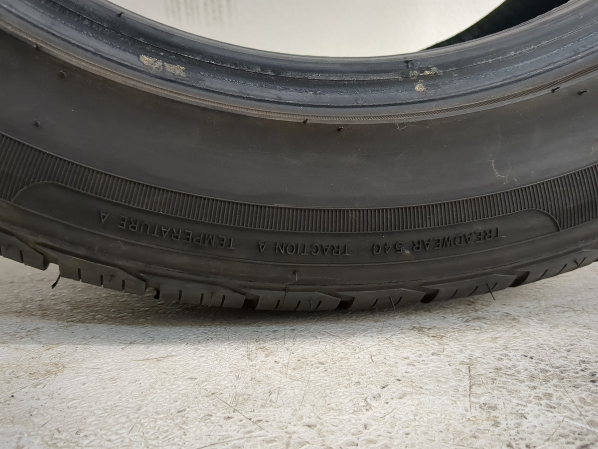 Used Tire 215/55R17 MILESTAR MS932 98V - Tread Depth 7.5/32 - Oemusedautoparts1.com