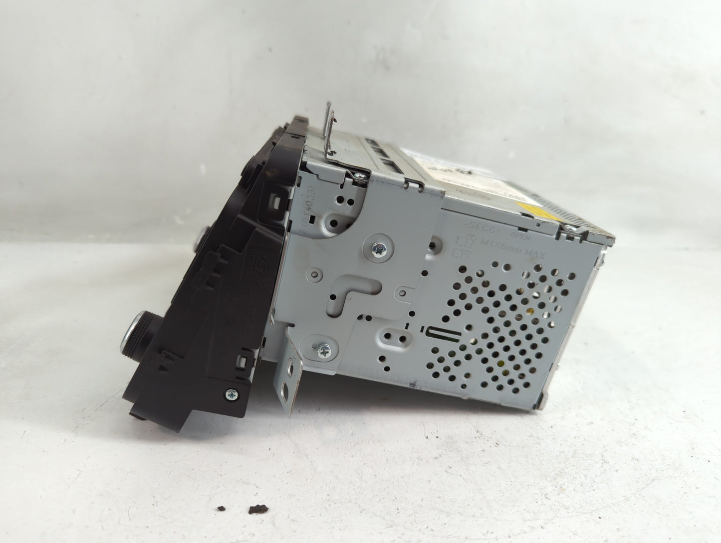 2014-2016 Kia Optima Radio AM FM Cd Player Receiver Replacement P/N:96170-2TBA0CA Fits Fits 2014 2015 2016 OEM Used Auto Par