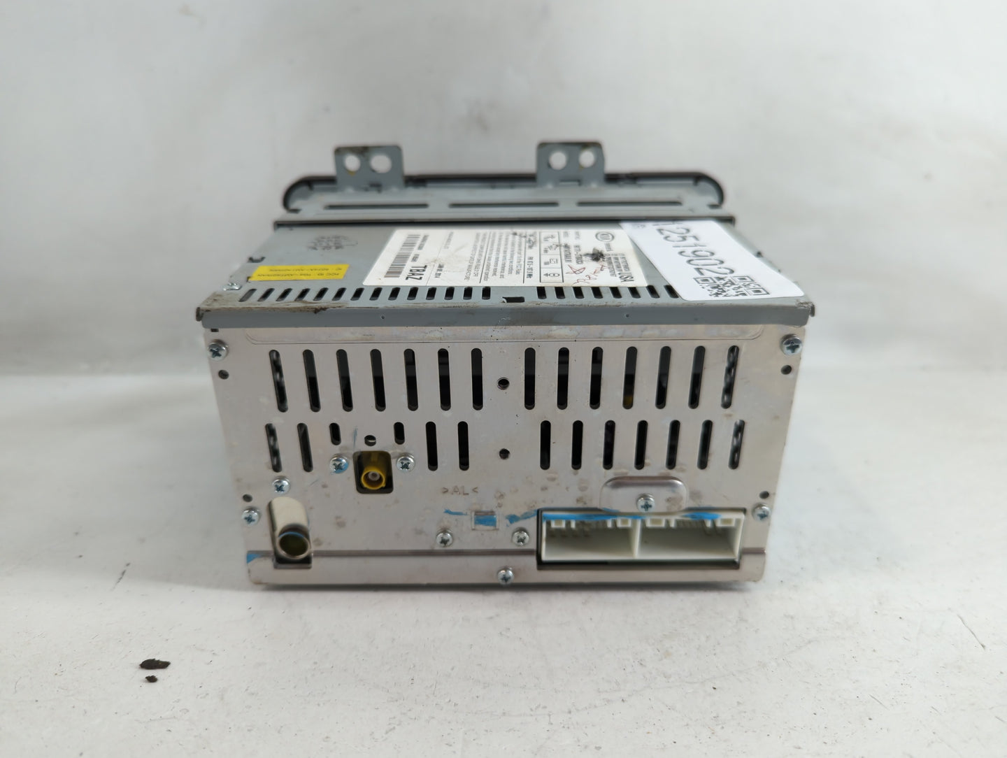 2014-2016 Kia Optima Radio AM FM Cd Player Receiver Replacement P/N:96170-2TBA0CA Fits Fits 2014 2015 2016 OEM Used Auto Par