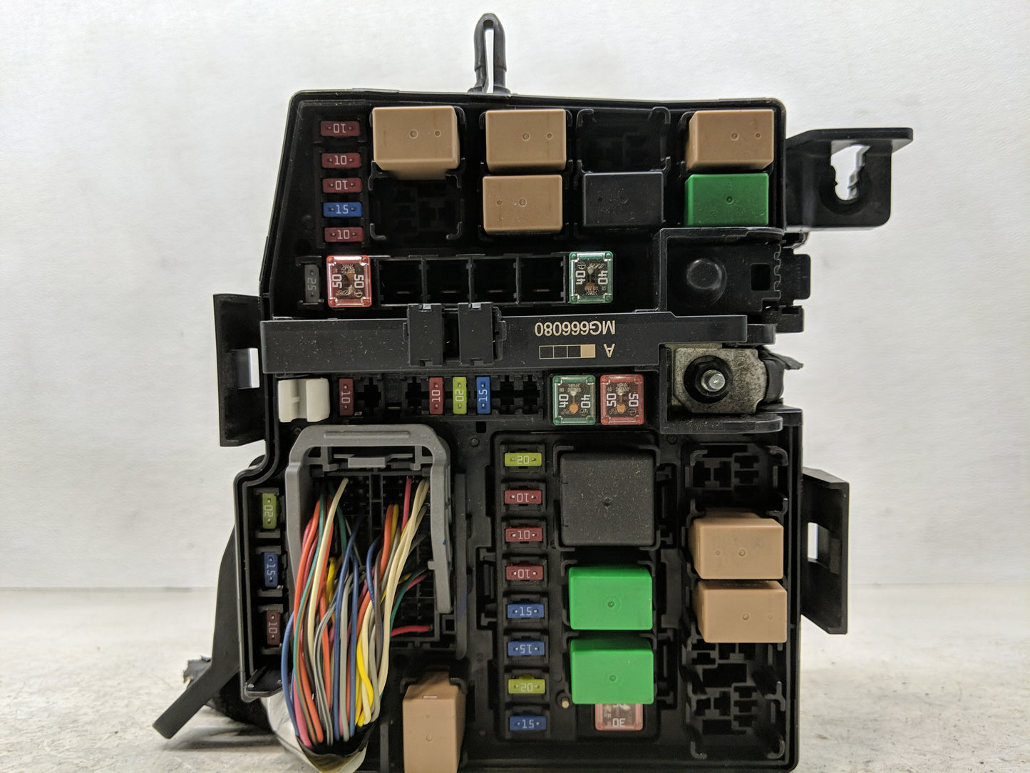 2014 Kia Optima Fusebox Fuse Box Panel Relay Module P/N:VS912504C700QA Fits OEM Used Auto Parts - Oemusedautoparts1.com
