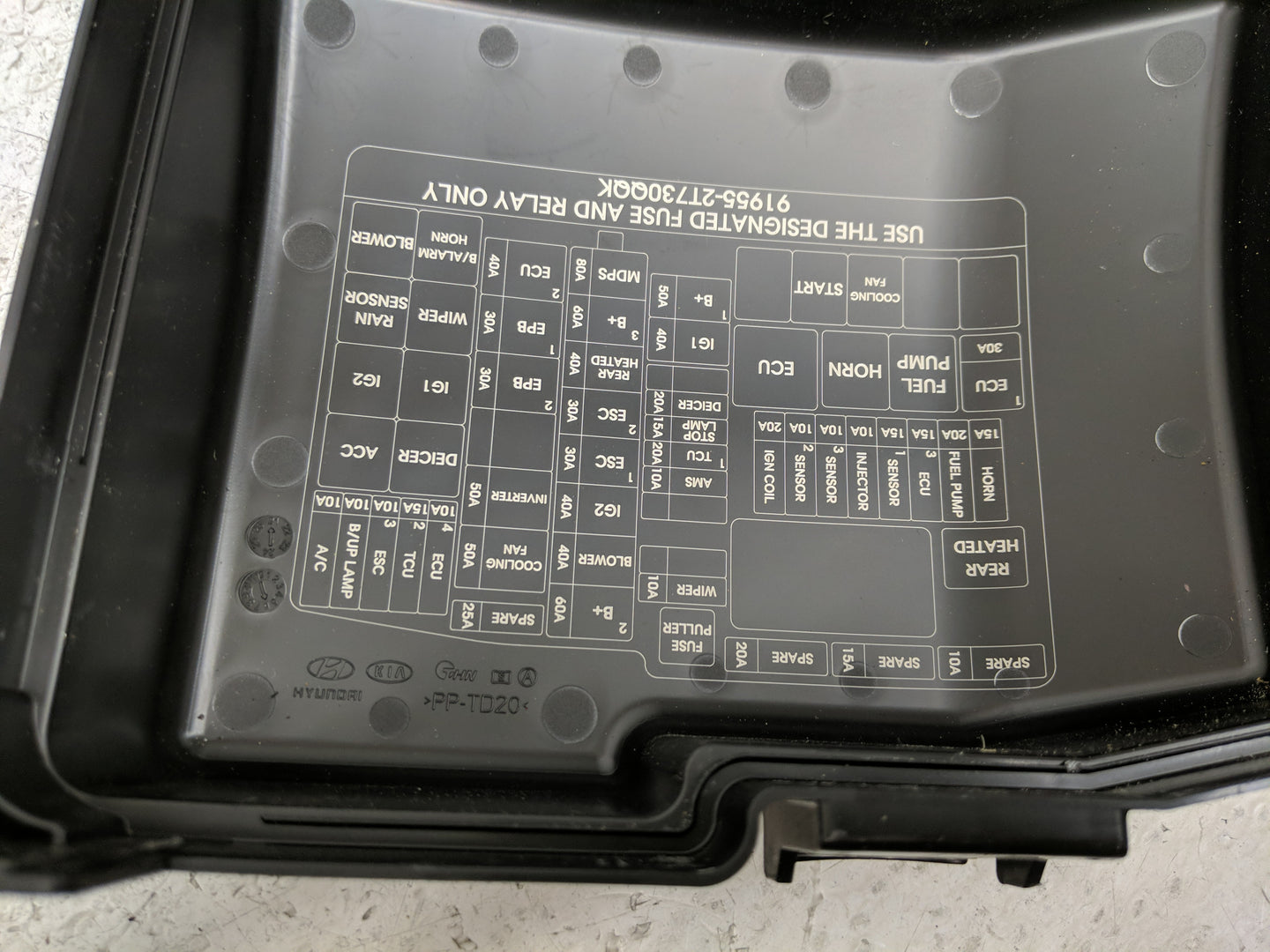 2014 Kia Optima Fusebox Fuse Box Panel Relay Module P/N:VS912504C700QA Fits OEM Used Auto Parts - Oemusedautoparts1.com