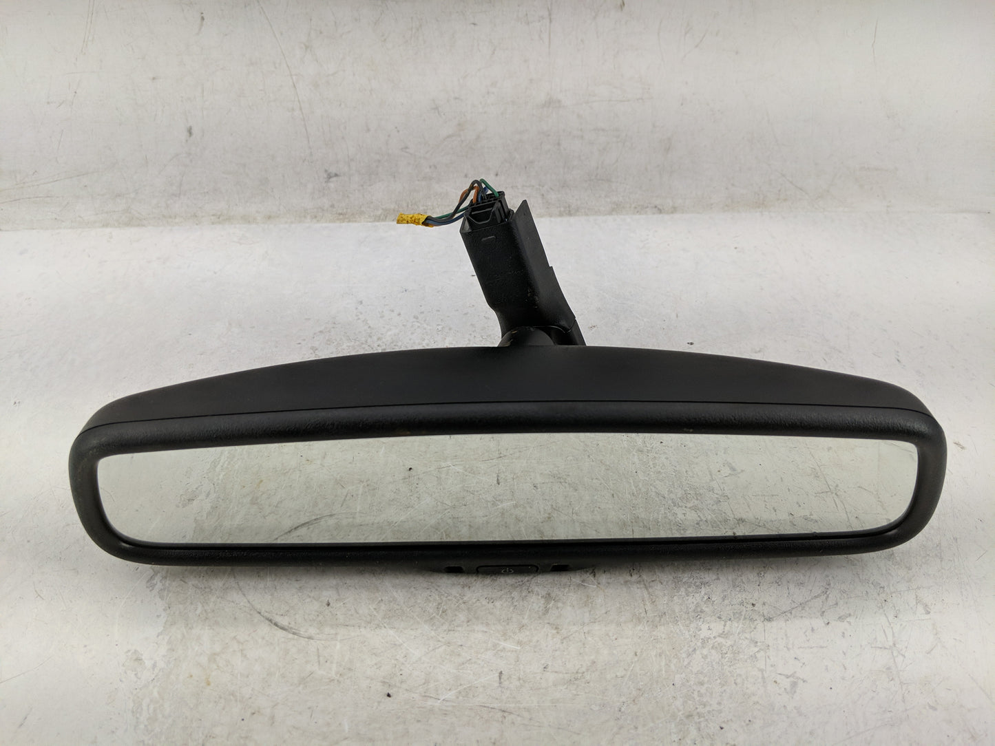 2014-2016 Kia Optima Interior Rear View Mirror Replacement OEM P/N:E4012143 Fits OEM Used Auto Parts - Oemusedautoparts1.com