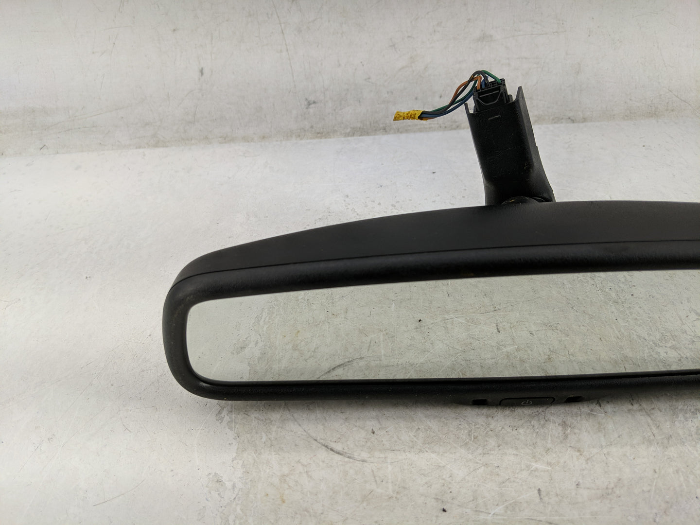 2014-2016 Kia Optima Interior Rear View Mirror Replacement OEM P/N:E4012143 Fits OEM Used Auto Parts - Oemusedautoparts1.com