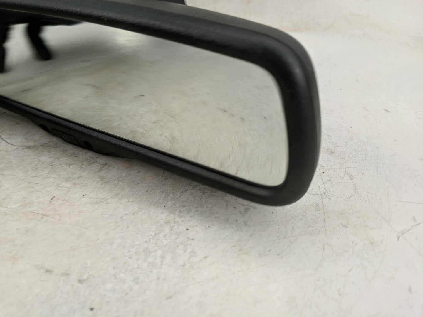 2014-2016 Kia Optima Interior Rear View Mirror Replacement OEM P/N:E4012143 Fits OEM Used Auto Parts - Oemusedautoparts1.com