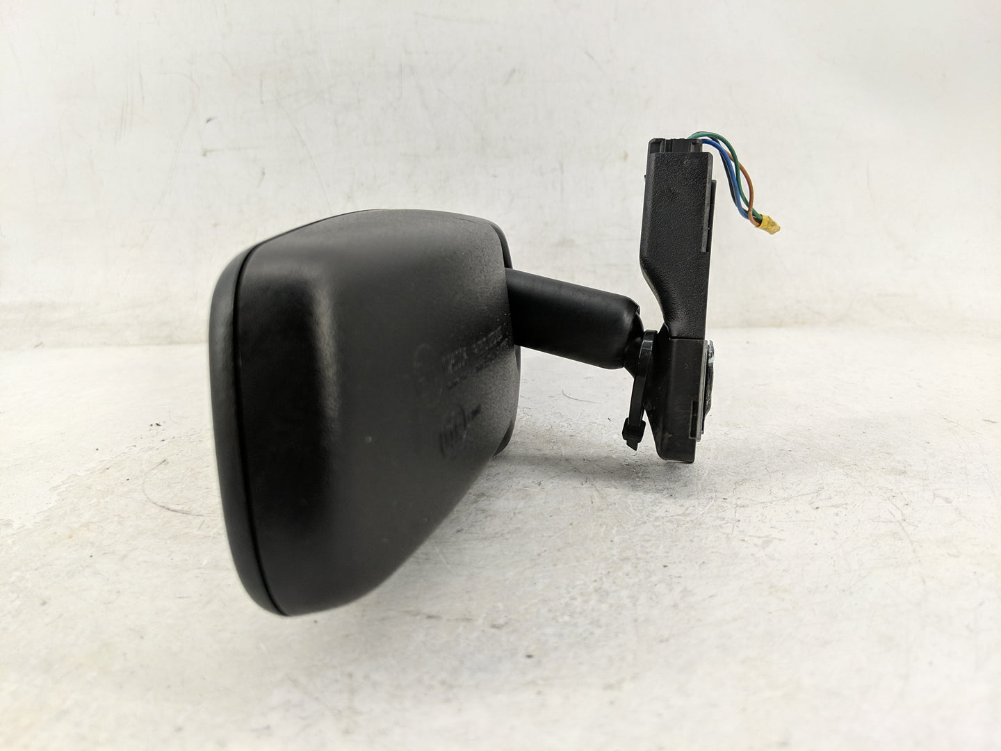 2014-2016 Kia Optima Interior Rear View Mirror Replacement OEM P/N:E4012143 Fits OEM Used Auto Parts - Oemusedautoparts1.com