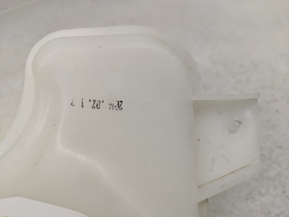 2011-2016 Kia Optima Radiator Coolant Overflow Expansion Tank Bottle 1313081 - Oemusedautoparts1.com