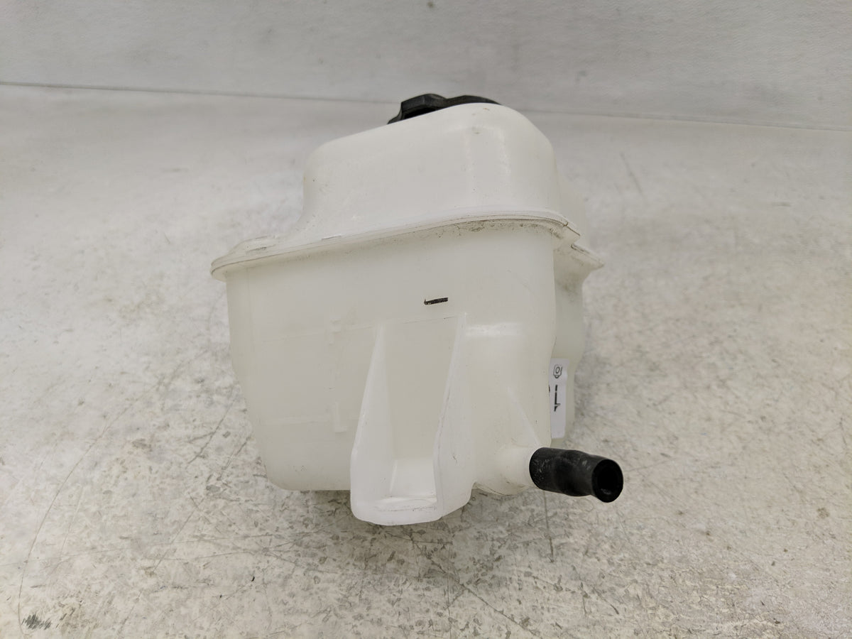 2011-2016 Kia Optima Radiator Coolant Overflow Expansion Tank Bottle 1313140 - Oemusedautoparts1.com
