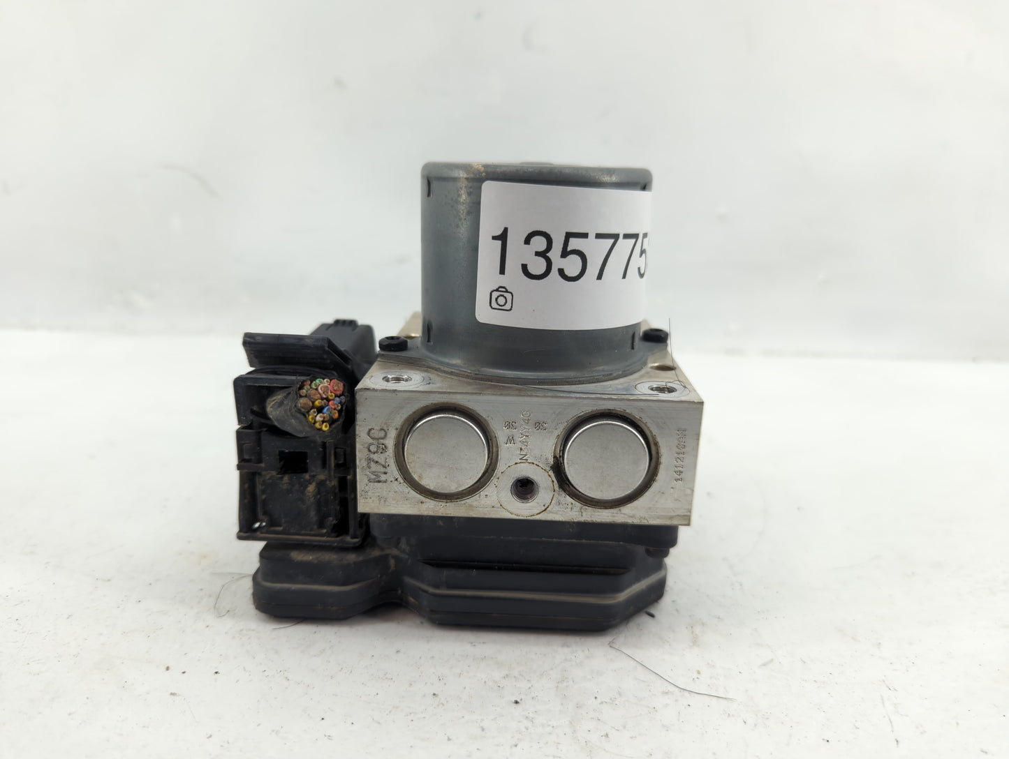 2014-2015 Kia Optima ABS Pump Control Module Replacement P/N:BH60130901 58920-2T870 Fits Fits 2014 2015 OEM Used Auto Parts 