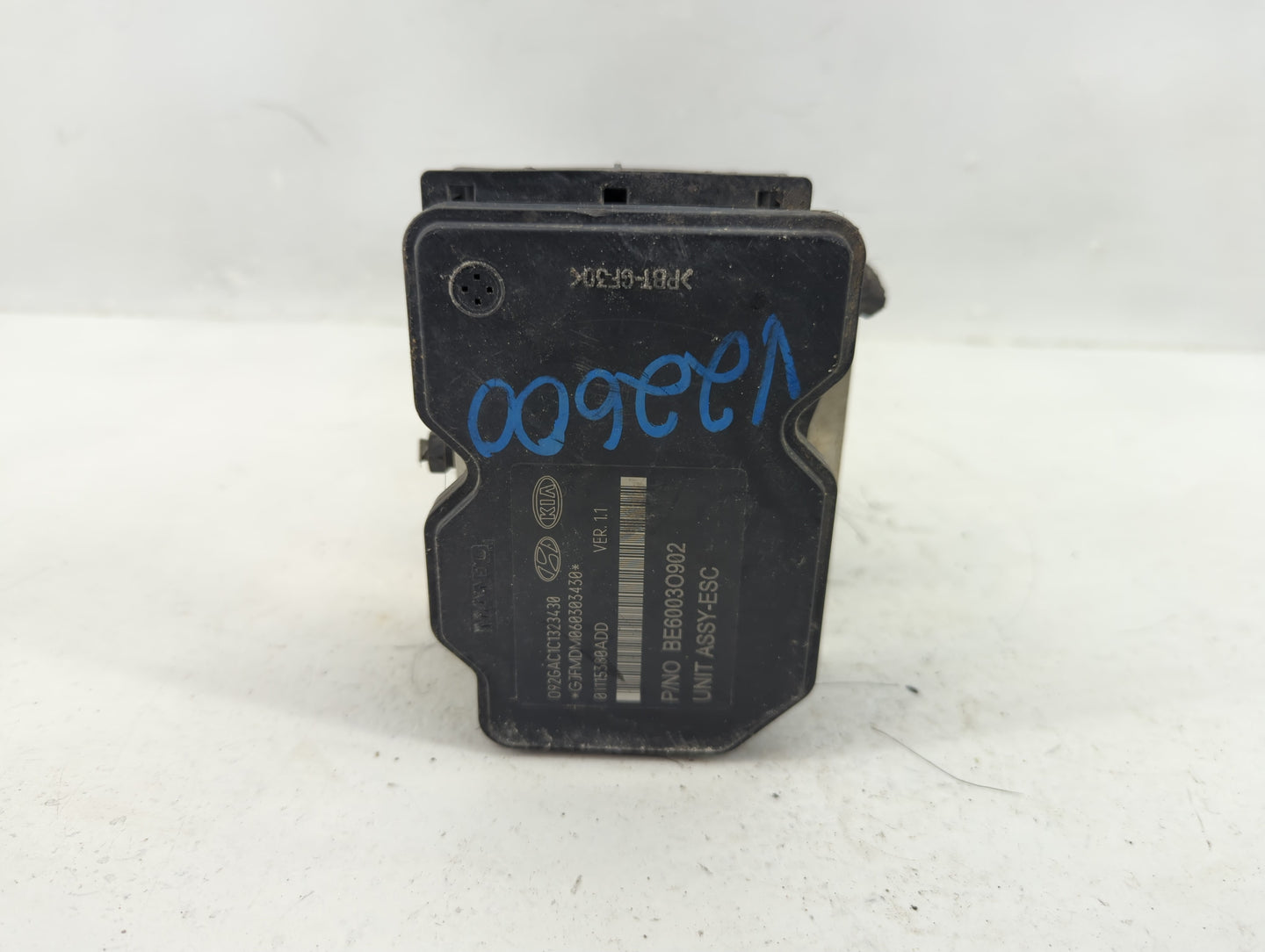 2014-2015 Kia Optima ABS Pump Control Module Replacement P/N:BH60130901 58920-2T870 Fits Fits 2014 2015 OEM Used Auto Parts 