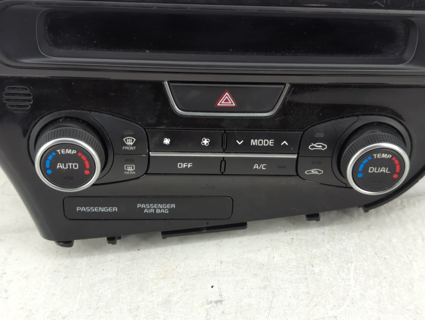 2014-2015 Kia Optima Climate Control Module Temperature AC/Heater Replacement P/N:97250-2TNN1CA Fits Fits 2014 2015 OEM Used