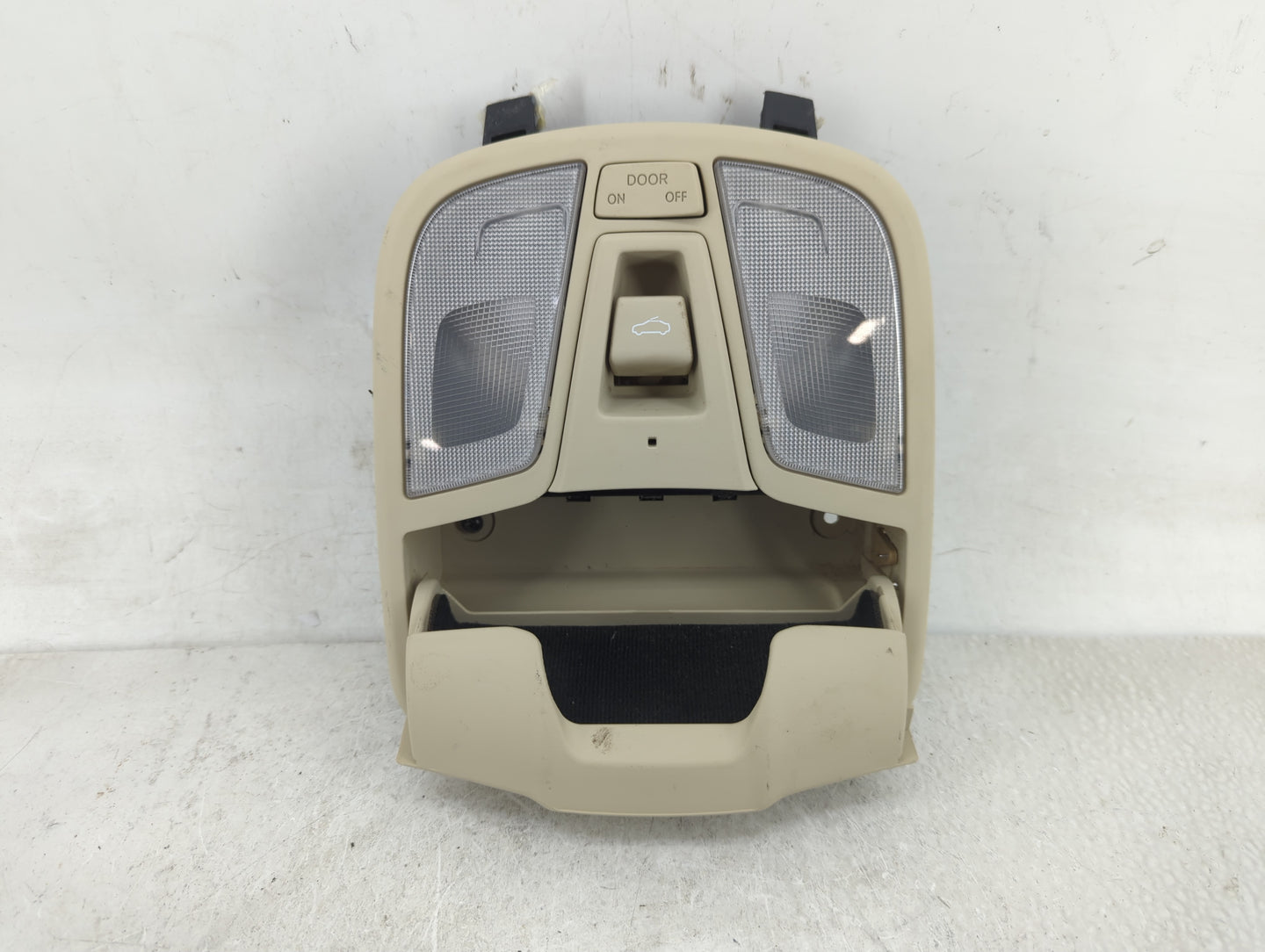 2014-2016 Kia Optima Overhead Roof Console 1388860 - Oemusedautoparts1.com
