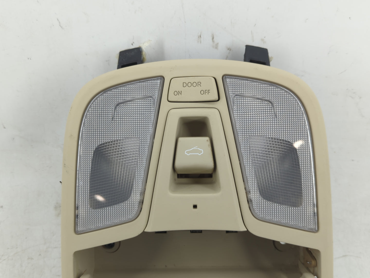 2014-2016 Kia Optima Overhead Roof Console 1388860 - Oemusedautoparts1.com