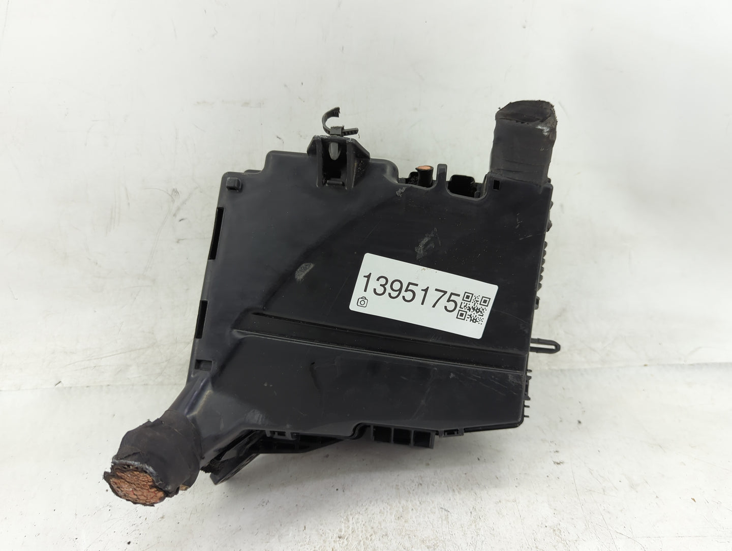 2014-2015 Kia Optima Fusebox Fuse Box Panel Relay Module P/N:91955-2T740 Fits Fits 2014 2015 OEM Used Auto Parts - Oemusedau