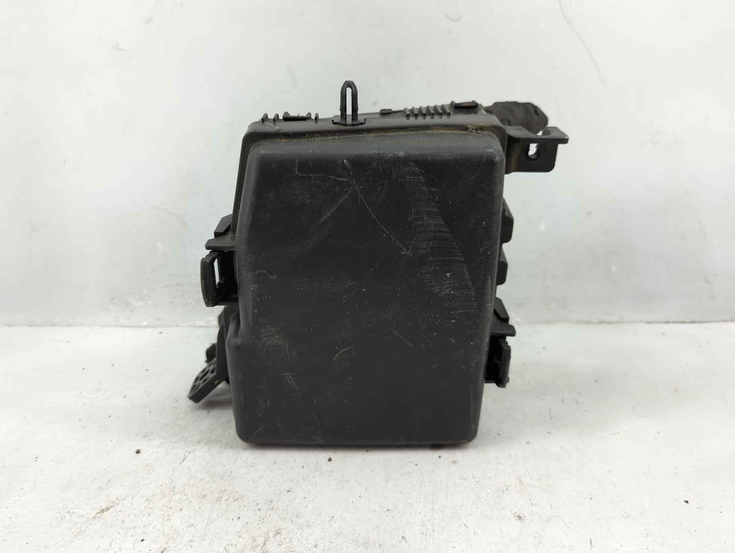 2014-2015 Kia Optima Fusebox Fuse Box Panel Relay Module P/N:91955-2T740 Fits Fits 2014 2015 OEM Used Auto Parts - Oemusedau