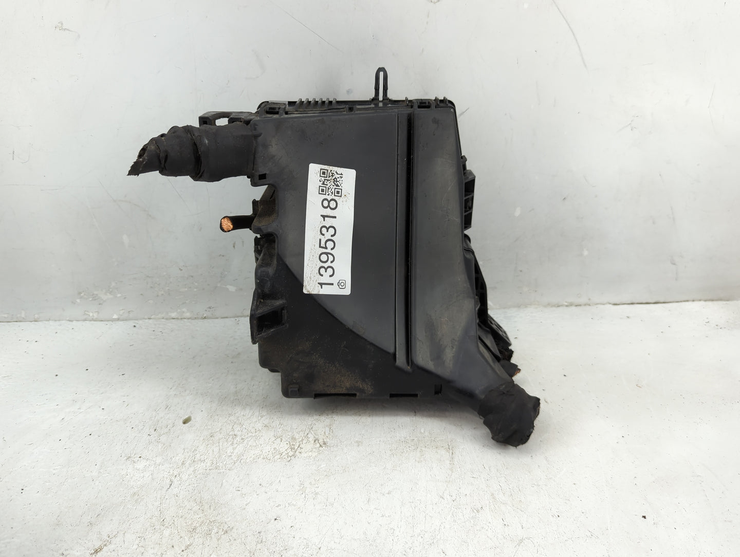 2014-2015 Kia Optima Fusebox Fuse Box Panel Relay Module P/N:91955-2T740 Fits Fits 2014 2015 OEM Used Auto Parts - Oemusedau