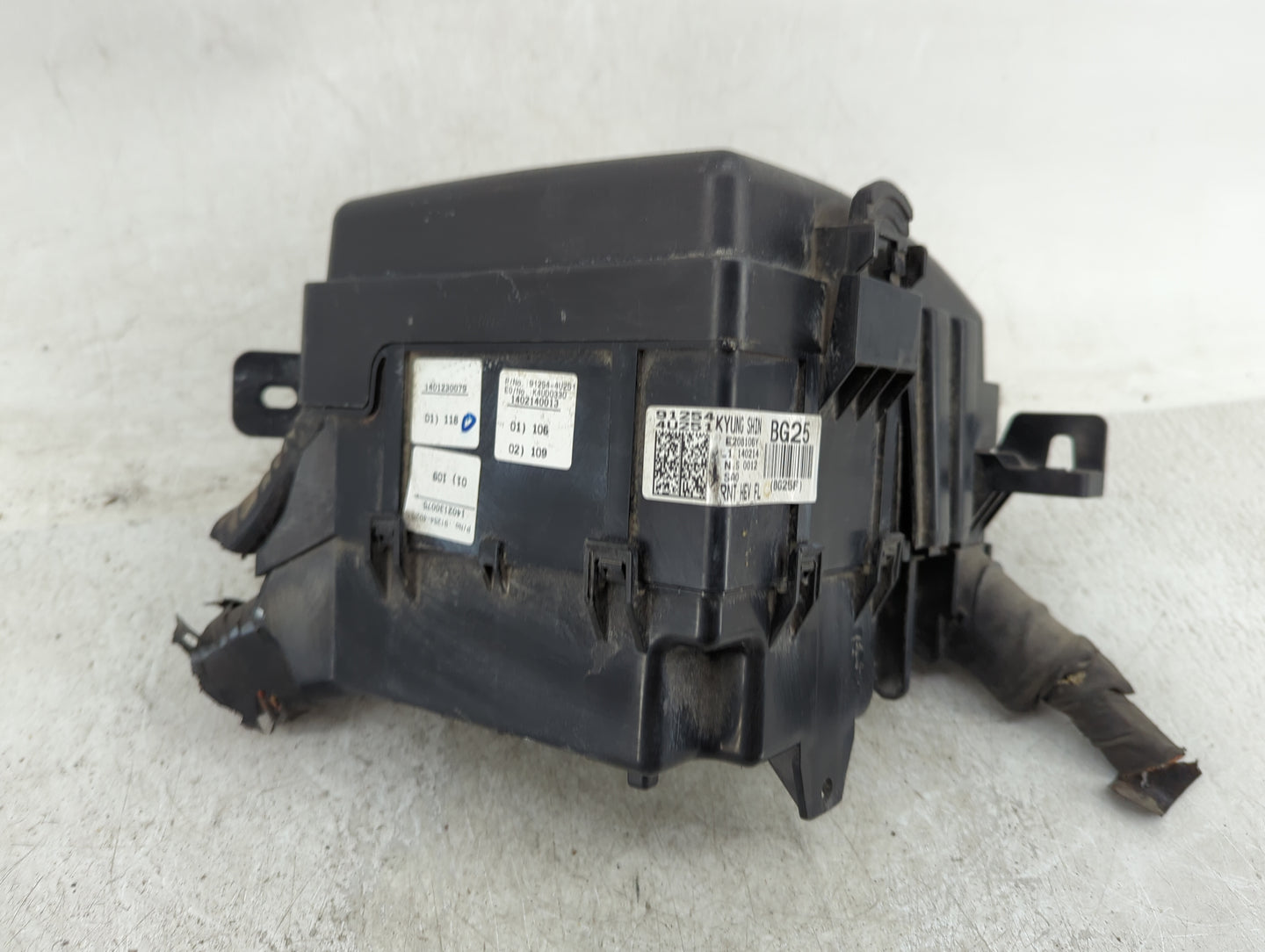 2016 Kia Optima Fusebox Fuse Box Panel Relay Module P/N:91254-4U251 Fits OEM Used Auto Parts - Oemusedautoparts1.com