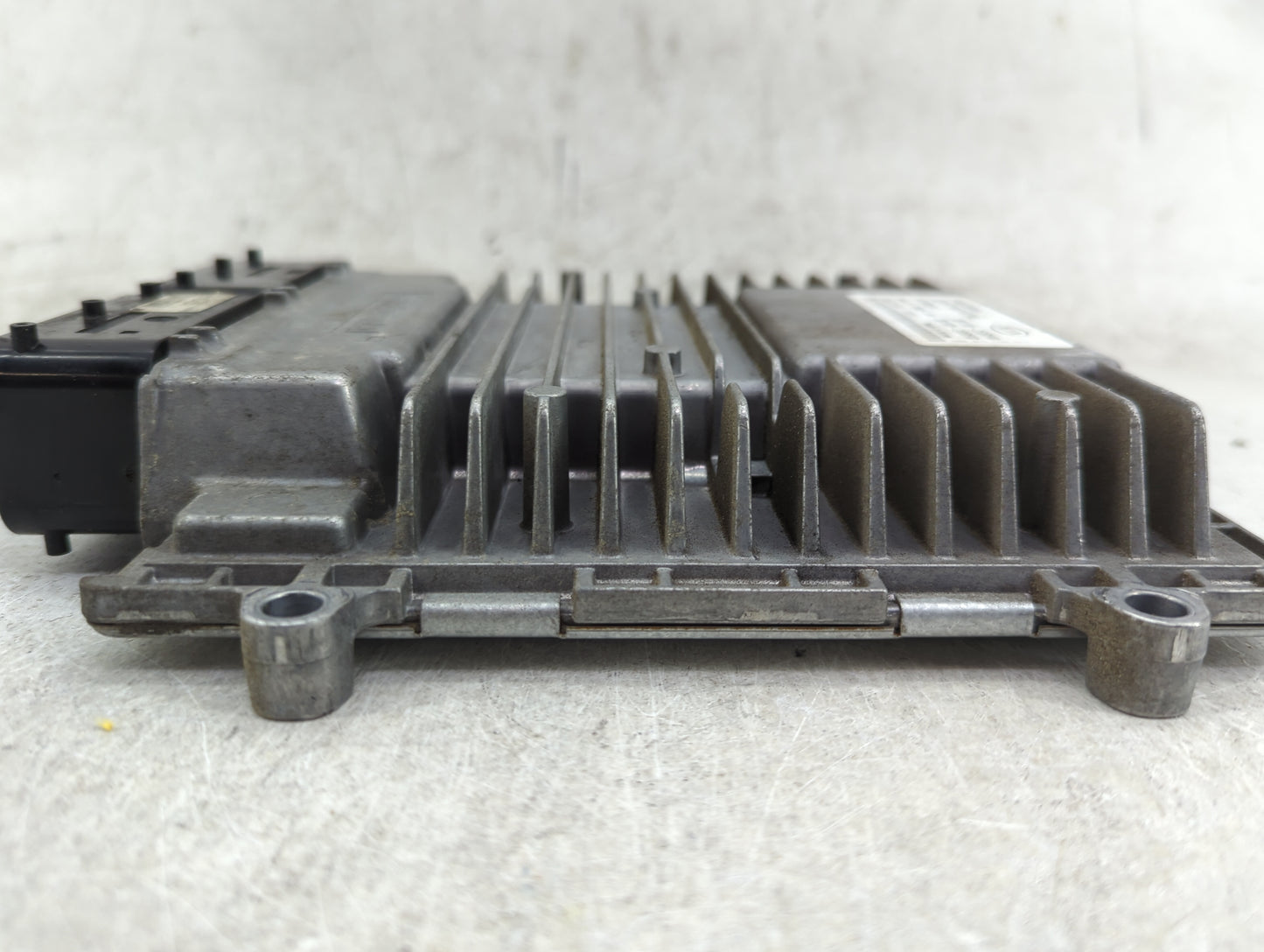 2014-2015 Kia Optima PCM Engine Control Computer ECU ECM PCU OEM P/N:39108-2GBH0 39130-2GBH0 Fits Fits 2014 2015 OEM Used Au