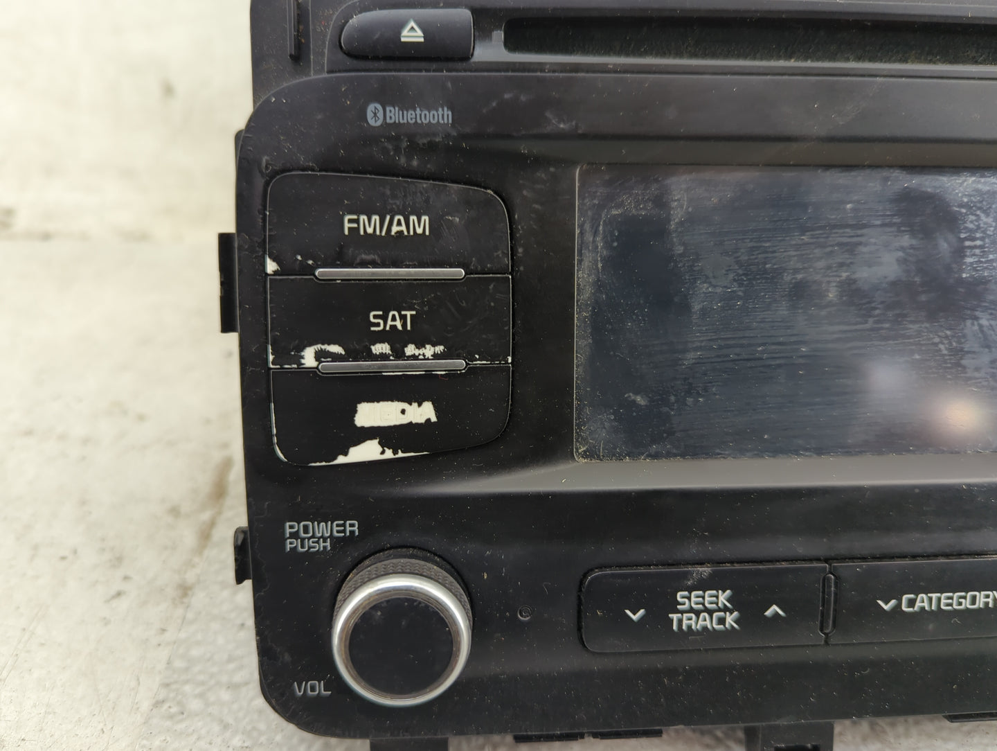 2014 Kia Optima Radio AM FM Cd Player Receiver Replacement P/N:96160-2TAA0CA AC130TFAN, 8V Fits OEM Used Auto Parts - Oemuse
