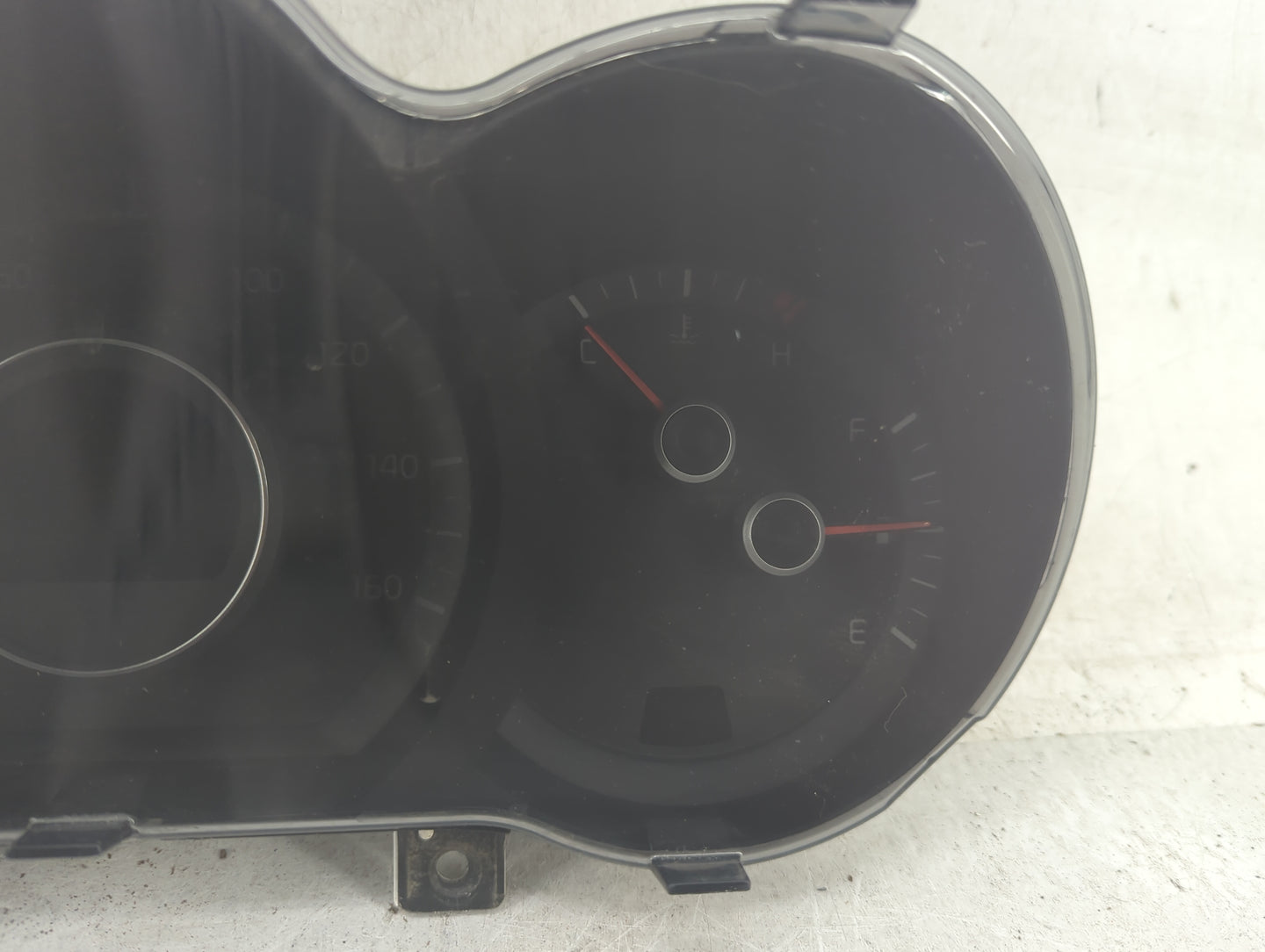 2014-2015 Kia Optima Instrument Cluster Speedometer Gauges Fits Fits 2014 2015 OEM Used Auto Parts - Oemusedautoparts1.com