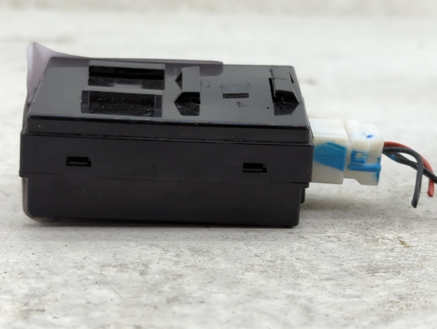 2014-2015 Kia Optima Theft-locking Control Module - Oemusedautoparts1.com