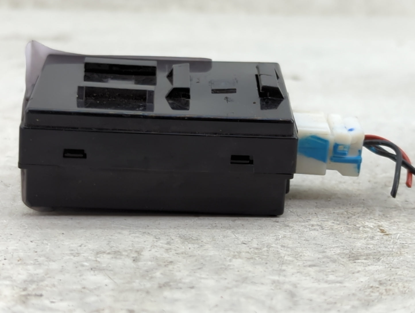 2014-2015 Kia Optima Theft-locking Control Module - Oemusedautoparts1.com