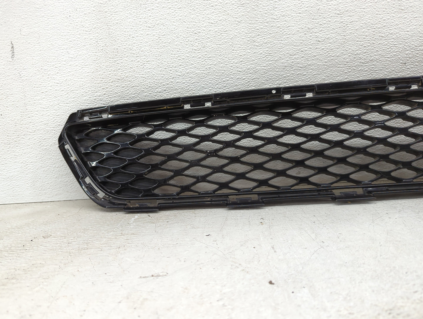 2014-2015 Kia Optima Front Grille Bumper Not Included 1460086 - Oemusedautoparts1.com
