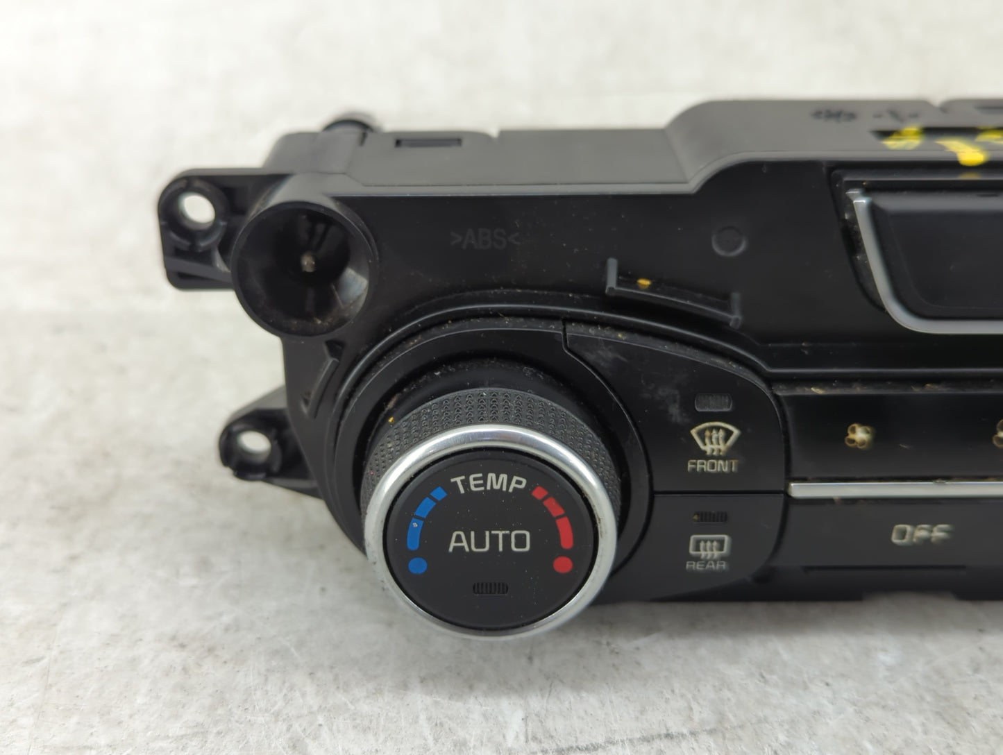2014-2015 Kia Optima Climate Control Module Temperature AC/Heater Replacement P/N:97250-2TQN0CA Fits Fits 2014 2015 OEM Used