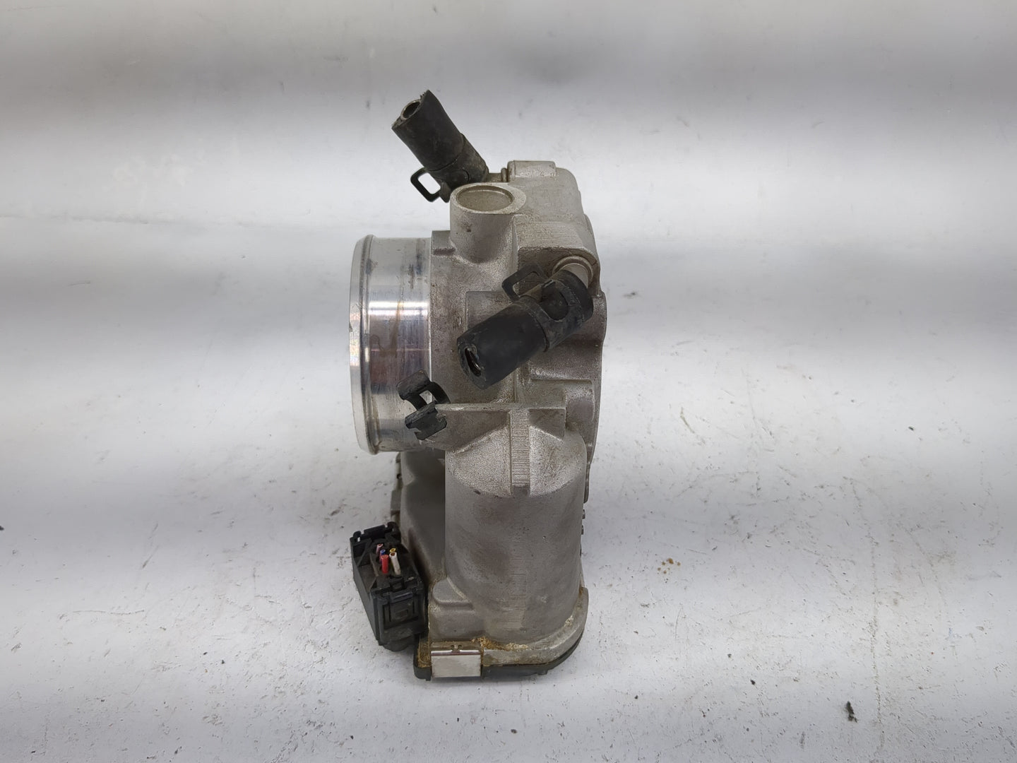 2011-2016 Kia Optima Throttle Body P/N:35100-2G800 9045010020 Fits Fits 2011 2012 2013 2014 2015 2016 OEM Used Auto Parts - 