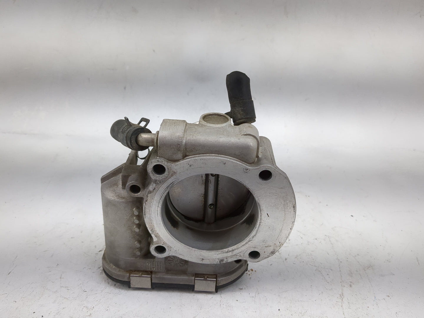 2011-2016 Kia Optima Throttle Body P/N:35100-2G800 9045010020 Fits Fits 2011 2012 2013 2014 2015 2016 OEM Used Auto Parts - 