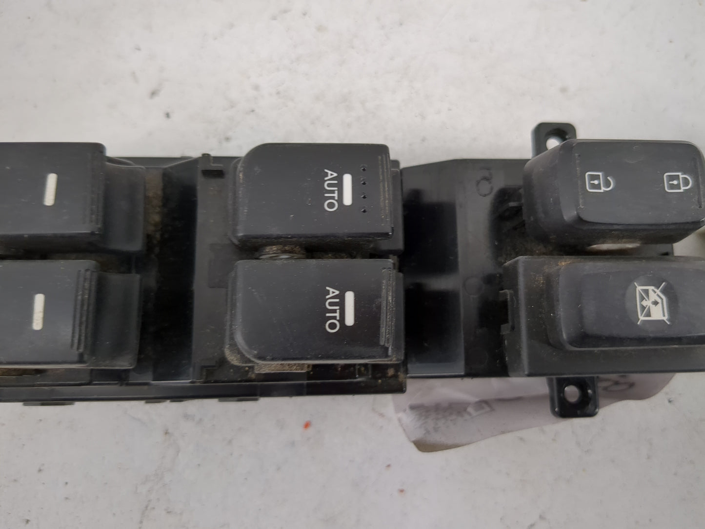 2014-2016 Kia Optima Master Power Window Switch Replacement Driver Side Left P/N:93570-2T530 93570-2T523 Fits Fits 2014 2015