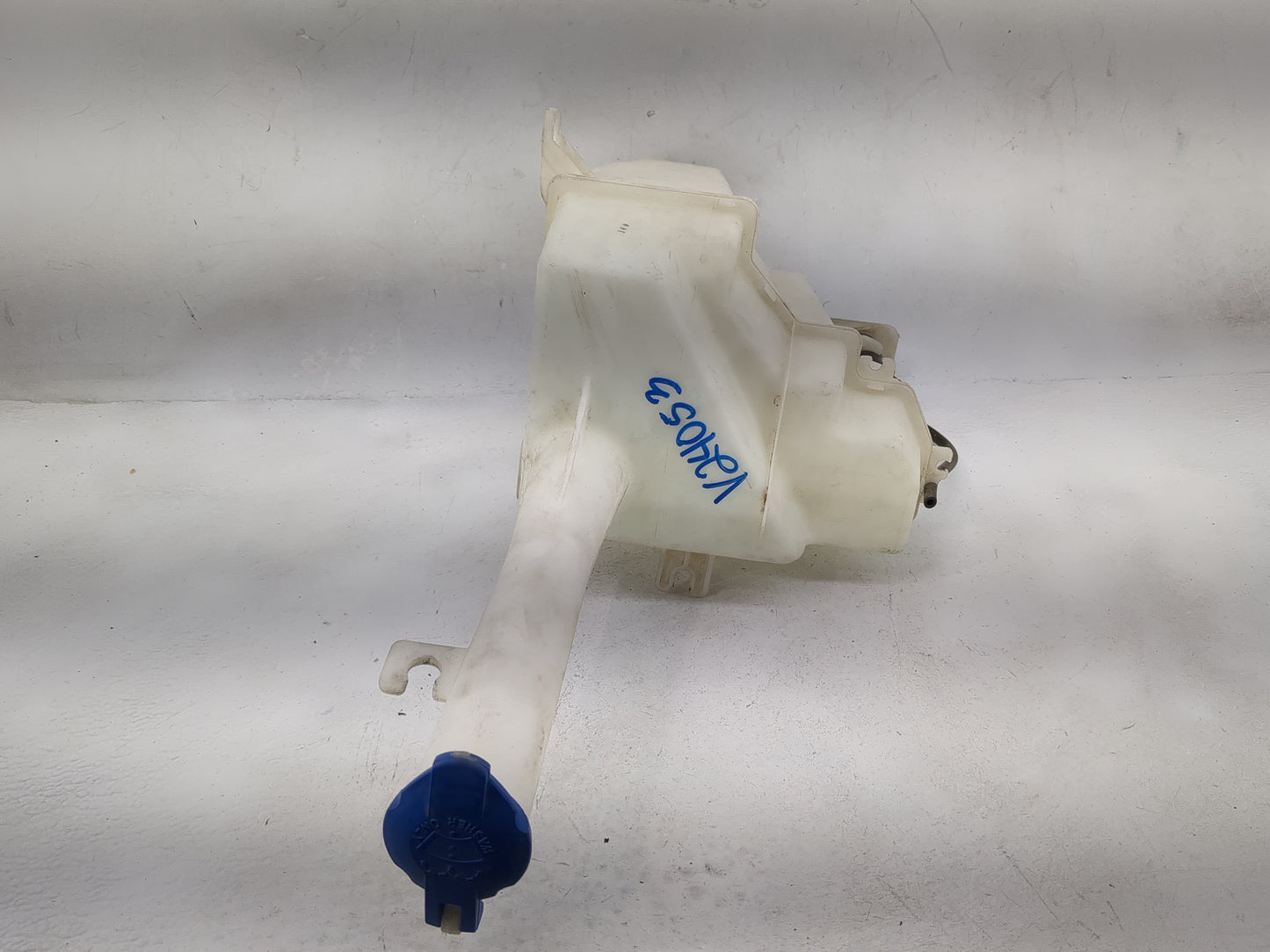 2014-2016 Kia Optima Windshield Washer Fluid Reservoir Bottle Oem 1478818 - Oemusedautoparts1.com