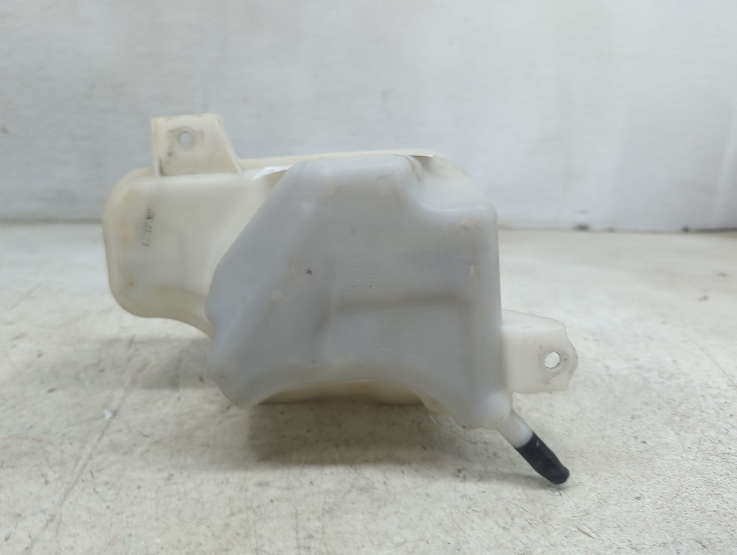 2011-2016 Kia Optima Radiator Coolant Overflow Expansion Tank Bottle 1478913 - Oemusedautoparts1.com