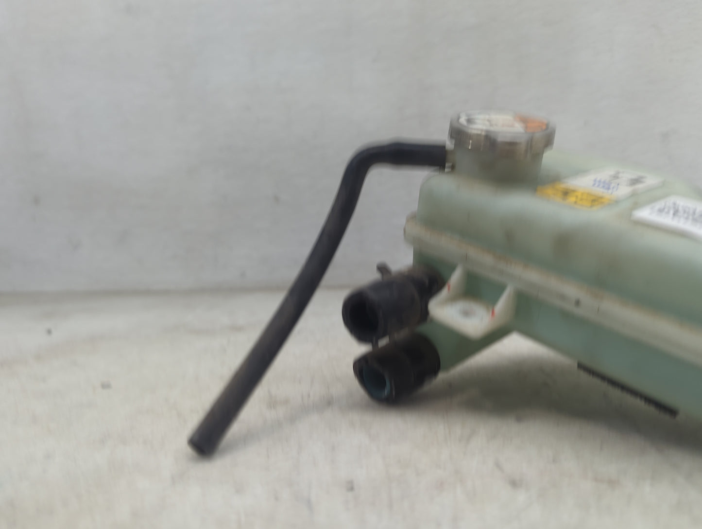 2011-2016 Kia Optima Radiator Coolant Overflow Expansion Tank Bottle 1478933 - Oemusedautoparts1.com