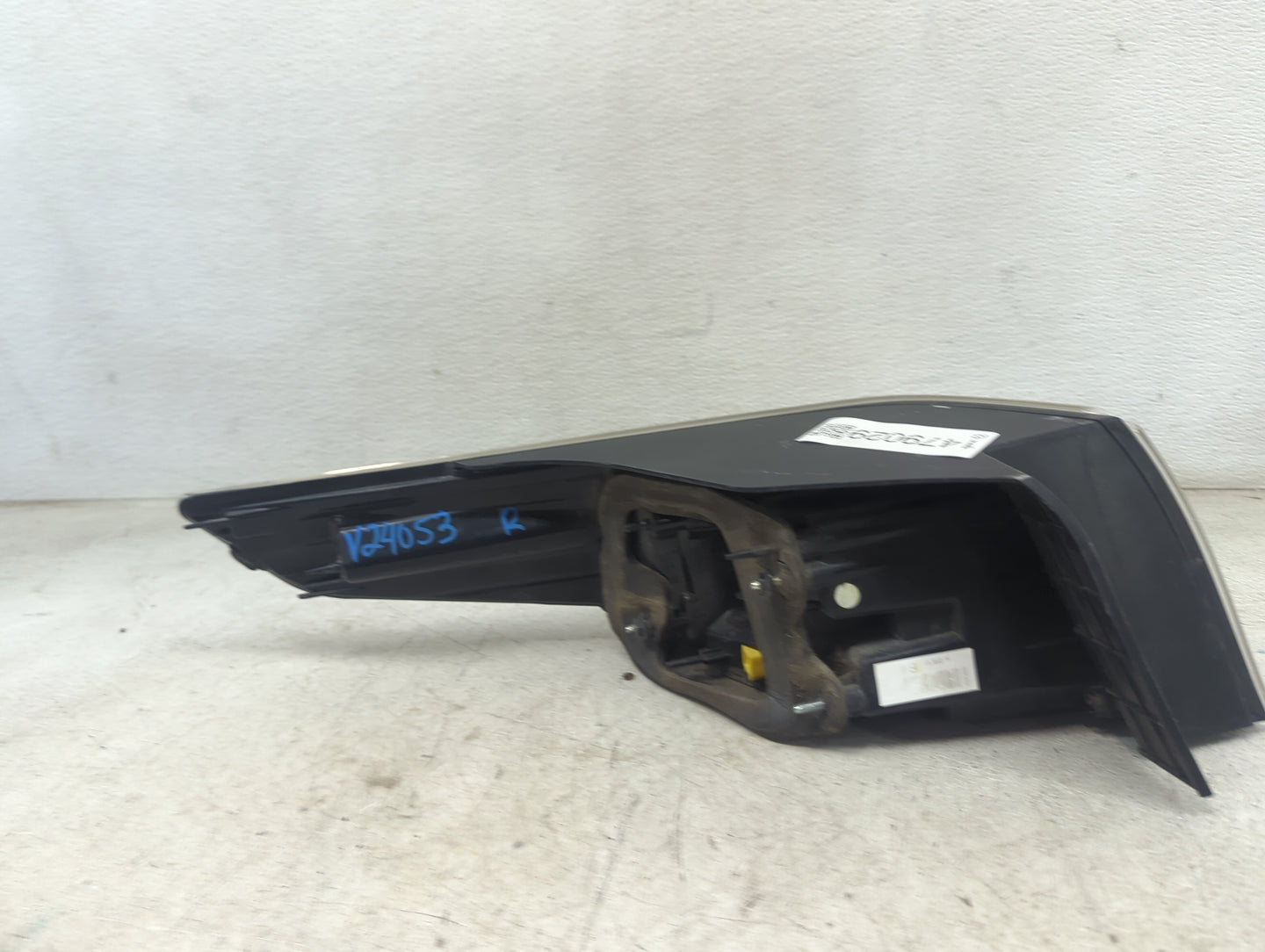 2014-2016 Kia Optima Tail Light Assembly Passenger Right OEM Fits Fits 2014 2015 2016 OEM Used Auto Parts - Oemusedautoparts