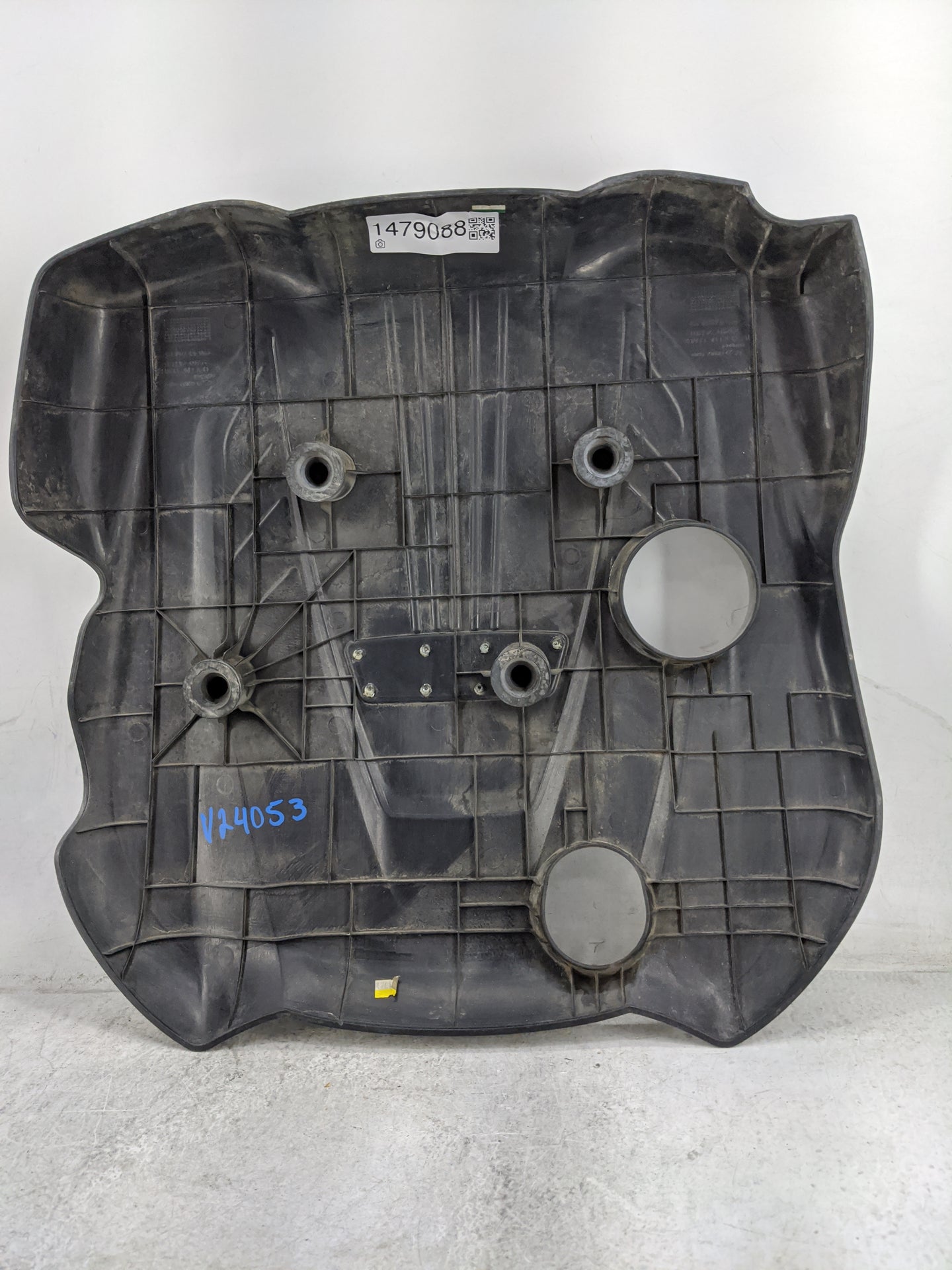 2014 Kia Optima Engine Cover Silver - Oemusedautoparts1.com
