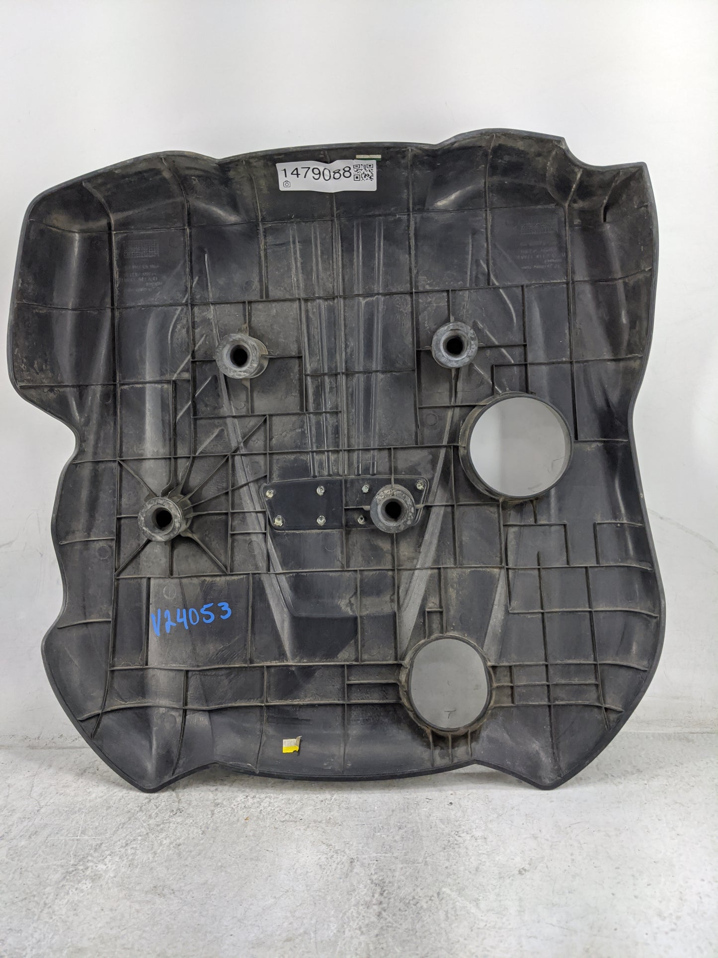 2014 Kia Optima Engine Cover Silver - Oemusedautoparts1.com